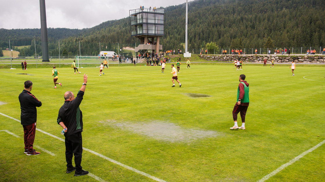 Galatasaray'da kıran kırana idman